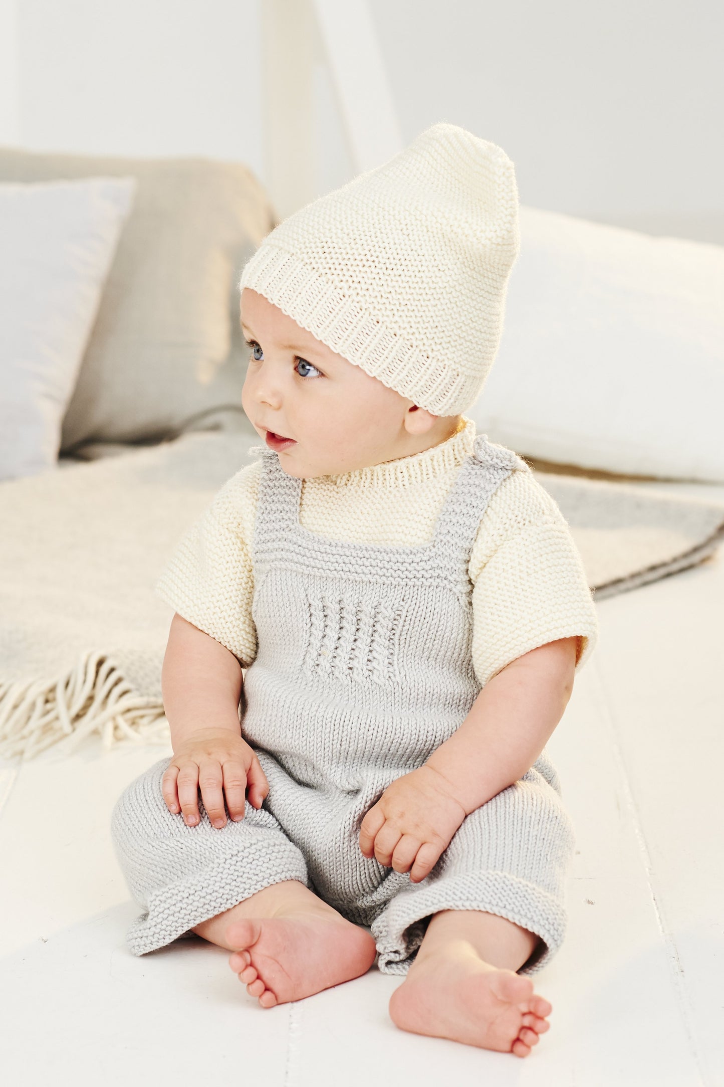 Stylecraft Bambino DK Knitting Pattern 9498