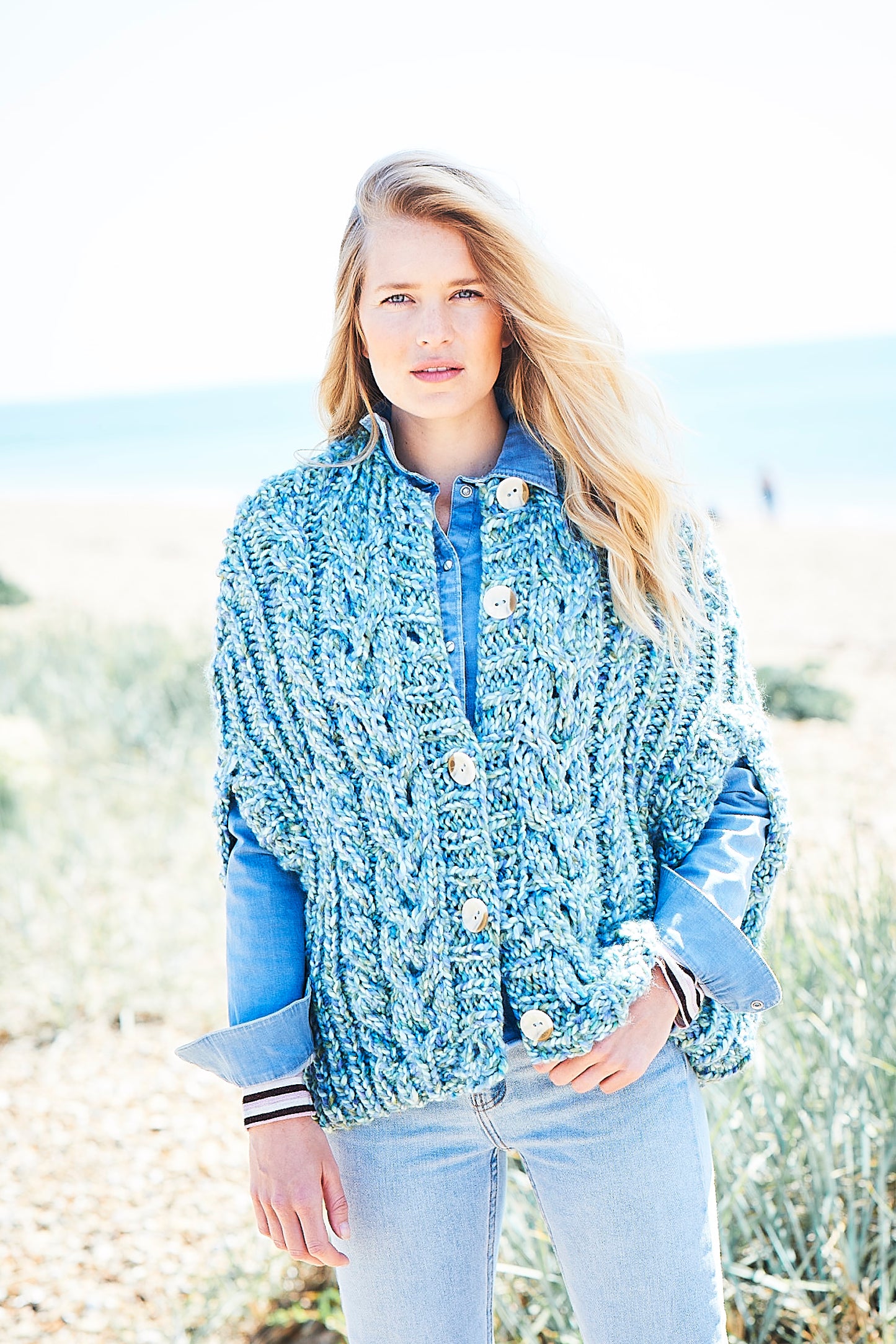 Stylecraft New Swift Knit Knitting Pattern 9722